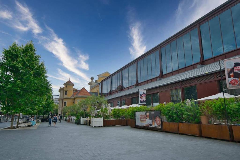 Appartement, En Plein Centre , Face A La Gare Centrale, Centre * Nice