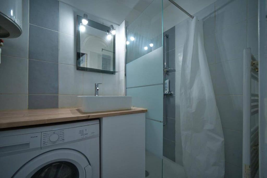 Appartement, En Plein Centre , Face A La Gare Centrale, Centre